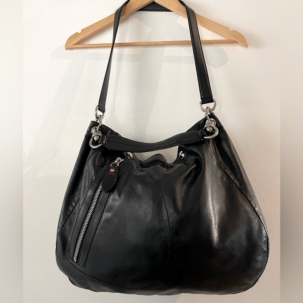 Black Leather Shoulder Bag - Classic Women's Tote